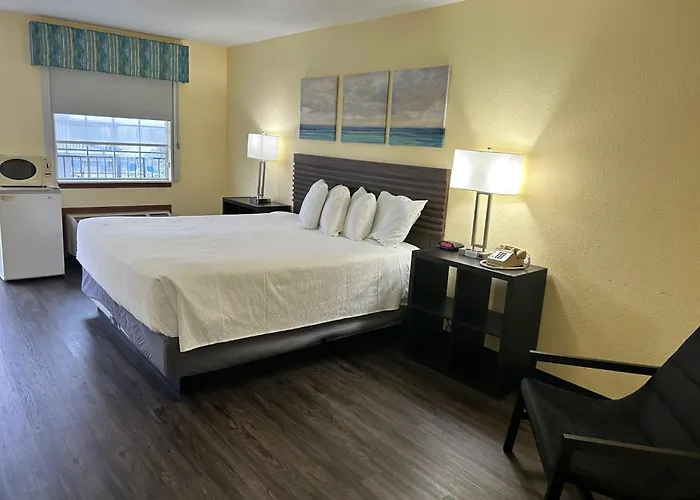 Seven Gables Inn